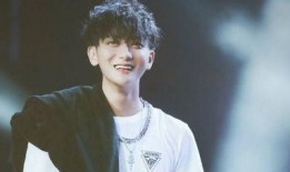 娱乐大爆料黄子韬,娱乐大爆料背后的明星生活揭秘